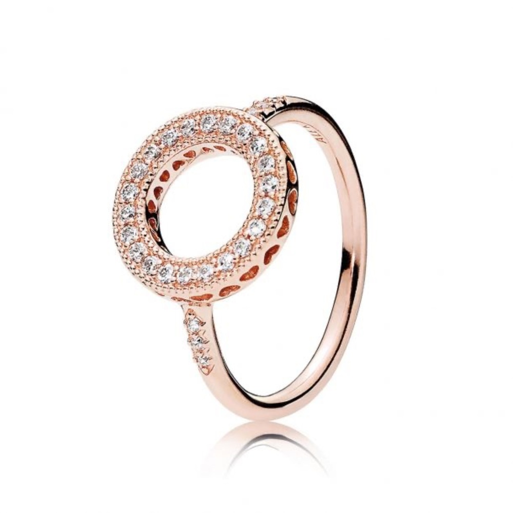 Pandora Rose Sparkling Halo Ring